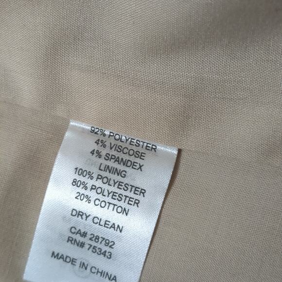 NWOT House of Harlow Women's 1960 Tan and Cream Plaid Double-Breasted Blazer - Picture 9 of 10